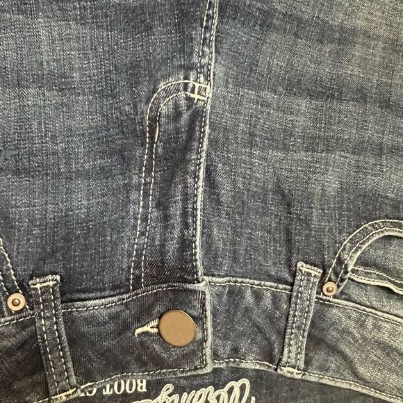 Wrangler Women's Bootcut Stretch Denim Jeans Size 9X36 Medium Wash Tall Low Rise - Picture 9 of 15